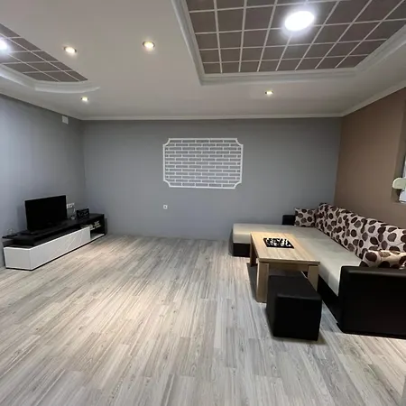 Royale 别墅 斯科普里